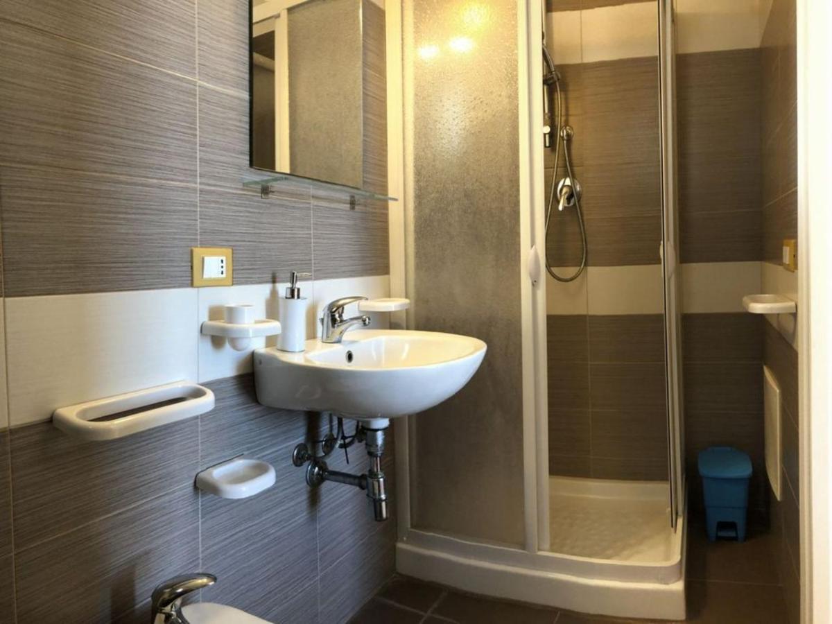 Villa Mirascopello 卡斯泰拉马莱 外观 照片