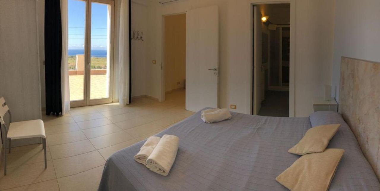Villa Mirascopello 卡斯泰拉马莱 外观 照片